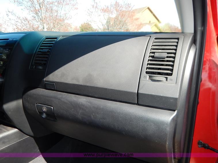 image for item K7327 2007 Toyota Tundra SR5 Double Cab pickup truck