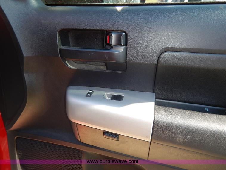 image for item K7327 2007 Toyota Tundra SR5 Double Cab pickup truck