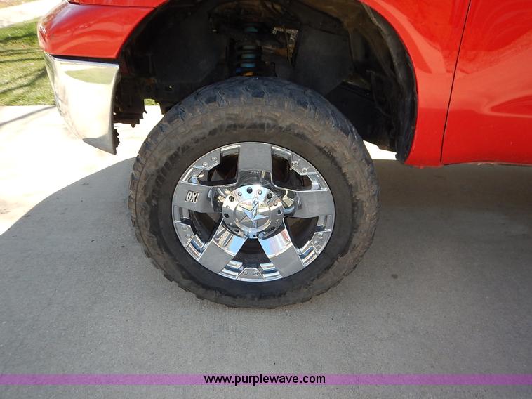 image for item K7327 2007 Toyota Tundra SR5 Double Cab pickup truck