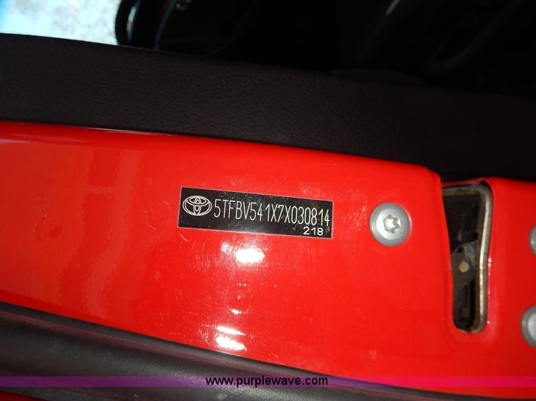 image for item K7327 2007 Toyota Tundra SR5 Double Cab pickup truck