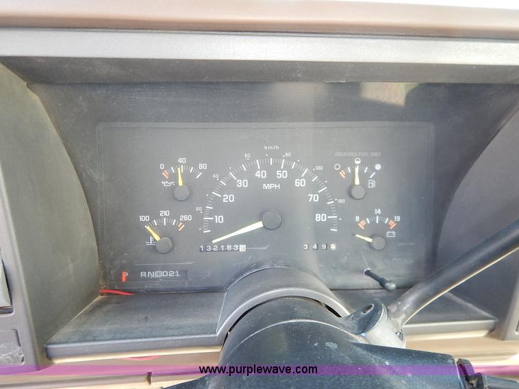 image for item K7331 1993 Chevrolet Cheyenne 2500 pickup truck