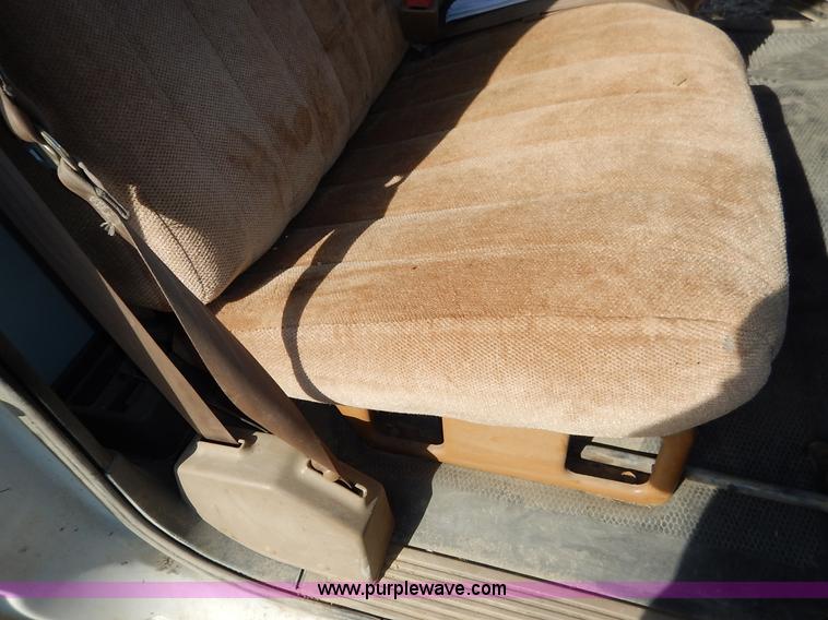 image for item K7331 1993 Chevrolet Cheyenne 2500 pickup truck