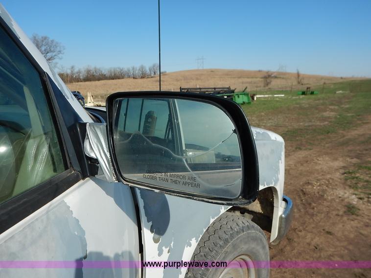 image for item K7331 1993 Chevrolet Cheyenne 2500 pickup truck