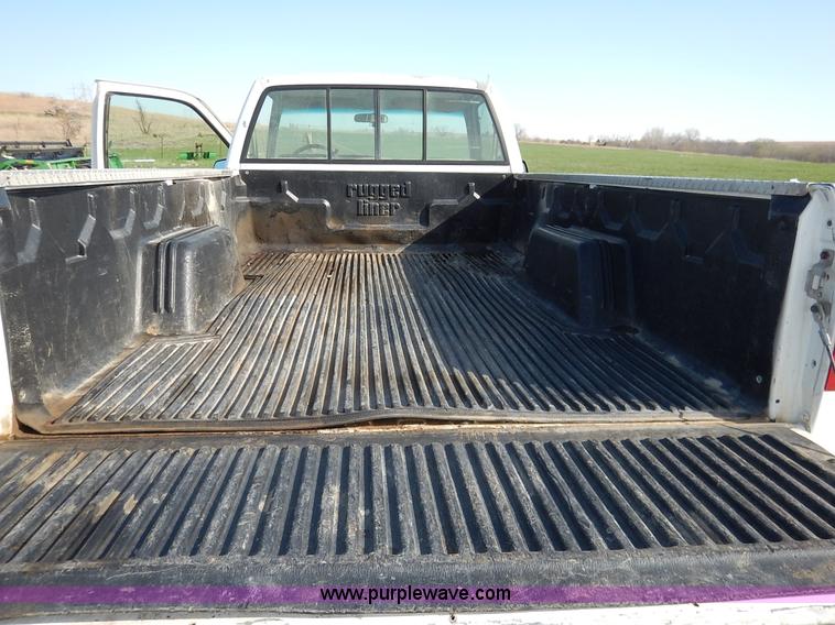 image for item K7331 1993 Chevrolet Cheyenne 2500 pickup truck