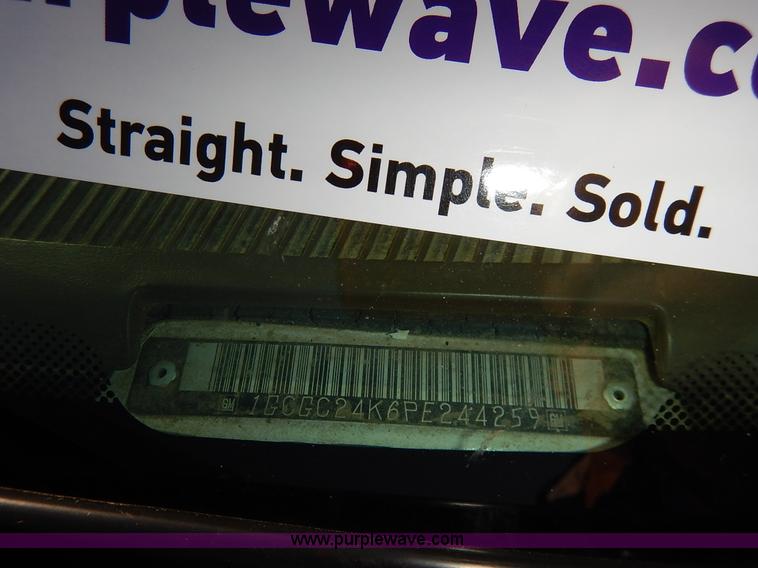 image for item K7331 1993 Chevrolet Cheyenne 2500 pickup truck