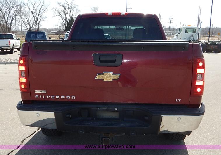 image for item K7345 2009 Chevrolet Silverado 1500 Crew Cab pickup truck