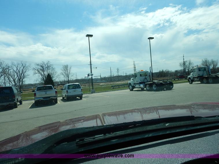 image for item K7345 2009 Chevrolet Silverado 1500 Crew Cab pickup truck