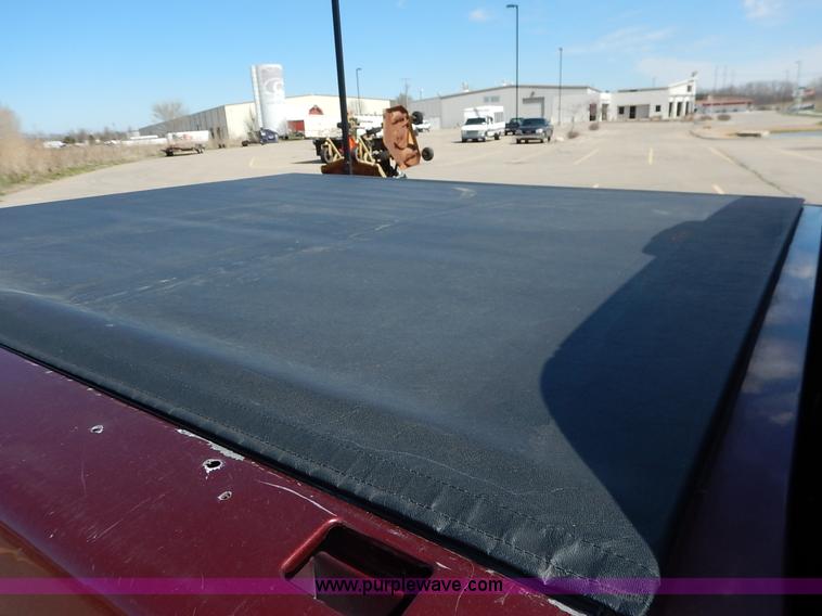 image for item K7345 2009 Chevrolet Silverado 1500 Crew Cab pickup truck