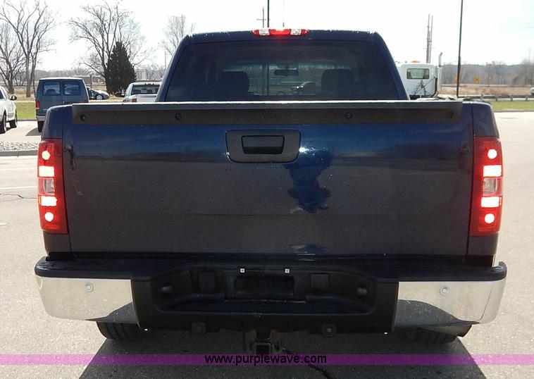 image for item K7346 2010 Chevrolet Silverado 1500 Crew Cab pickup truck