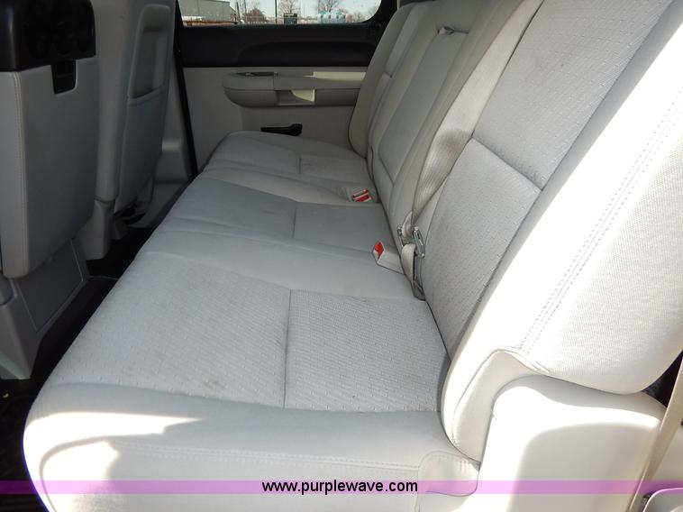 image for item K7346 2010 Chevrolet Silverado 1500 Crew Cab pickup truck