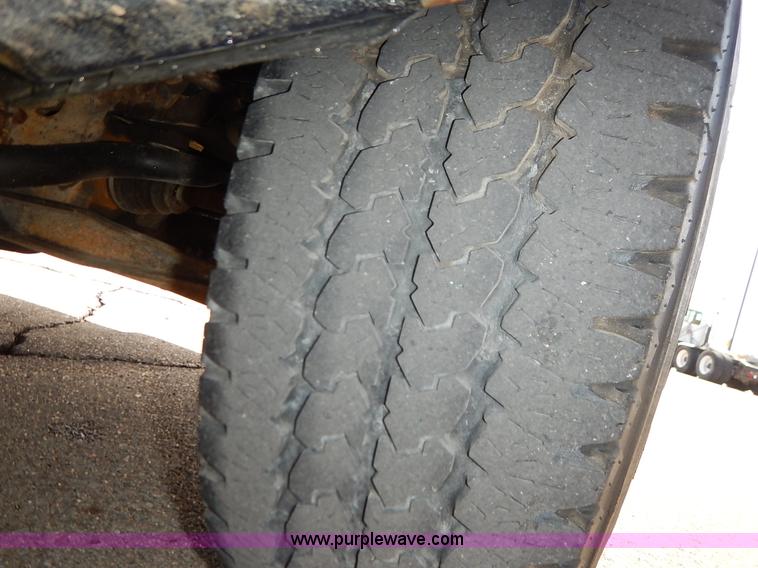 image for item K7346 2010 Chevrolet Silverado 1500 Crew Cab pickup truck