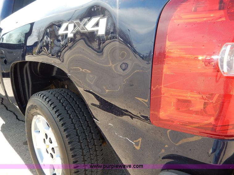 image for item K7346 2010 Chevrolet Silverado 1500 Crew Cab pickup truck