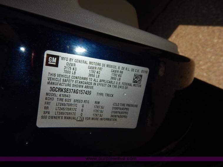 image for item K7346 2010 Chevrolet Silverado 1500 Crew Cab pickup truck