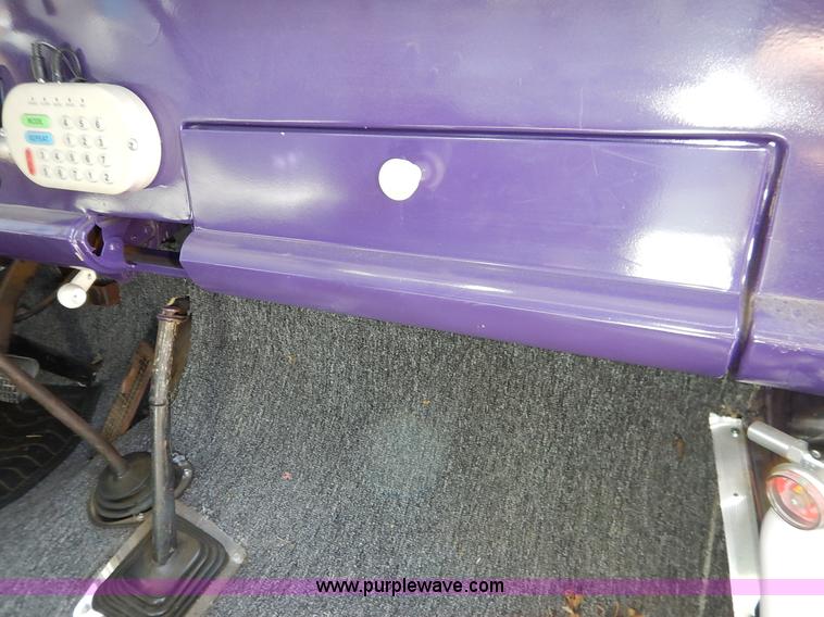 image for item K7370 1959 Ford F350 party bus