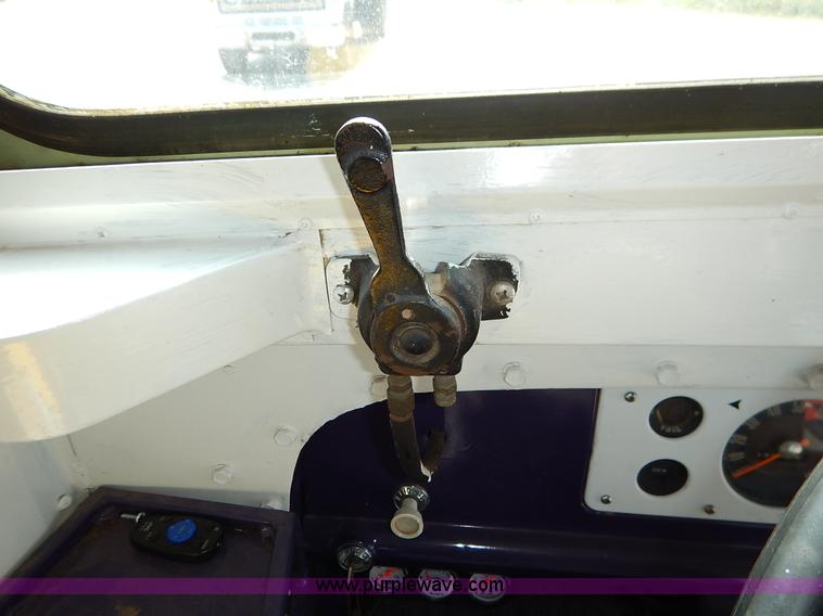 image for item K7370 1959 Ford F350 party bus