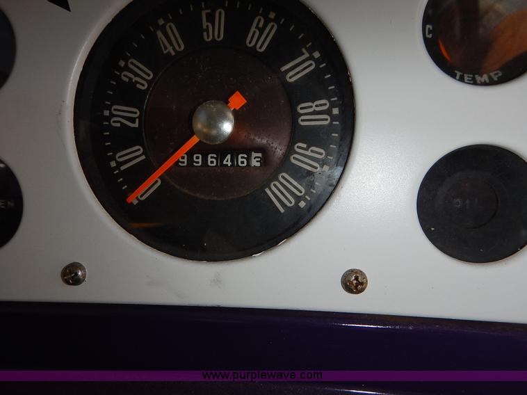 image for item K7370 1959 Ford F350 party bus