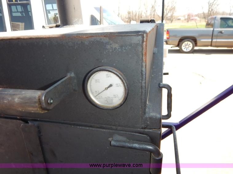 image for item K7370 1959 Ford F350 party bus