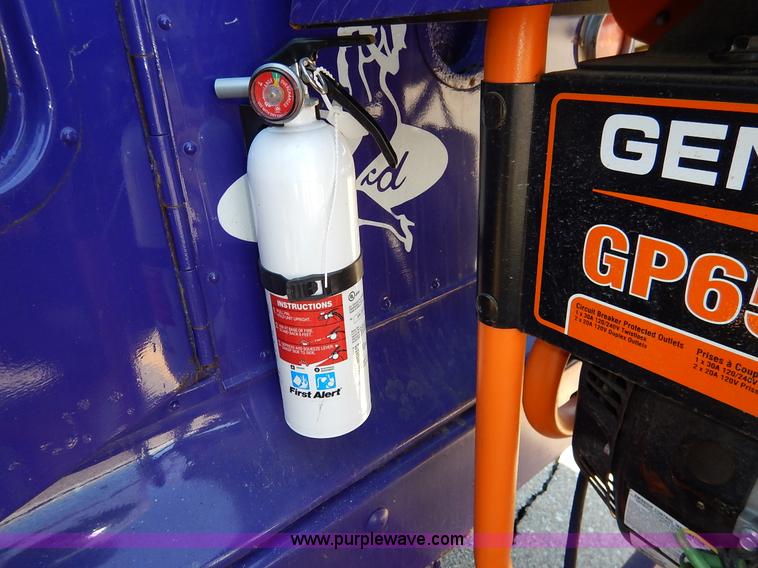 image for item K7370 1959 Ford F350 party bus