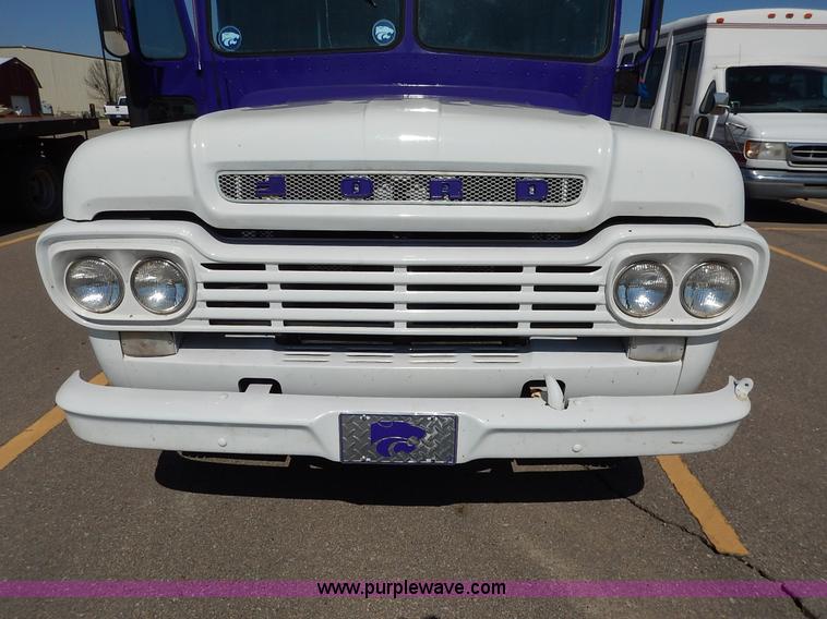 image for item K7370 1959 Ford F350 party bus