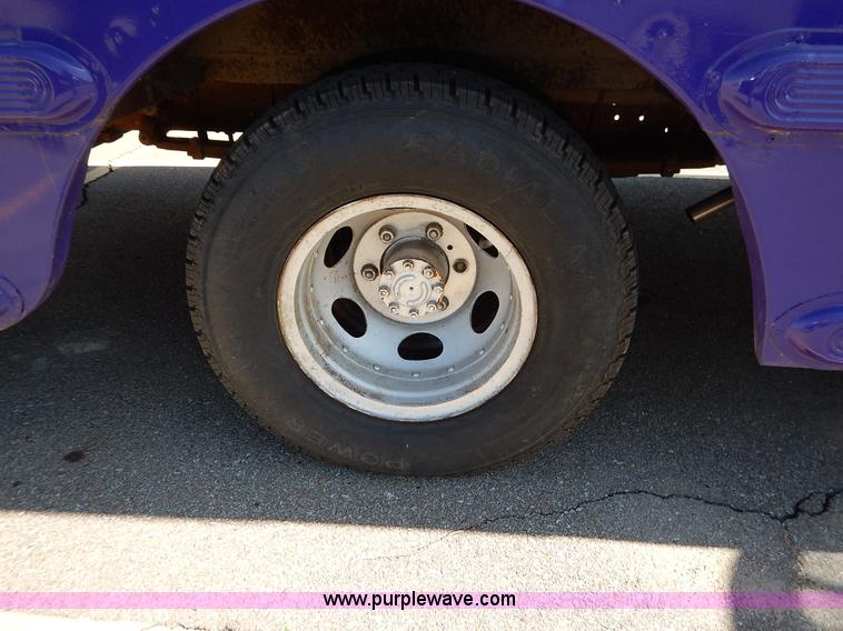 image for item K7370 1959 Ford F350 party bus