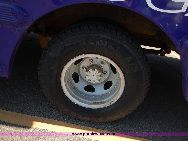 image for item K7370 1959 Ford F350 party bus