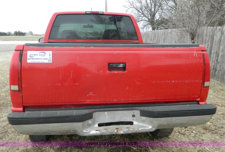 image for item K8015 1998 Chevrolet 1500 Z71 Ext. Cab pickup truck