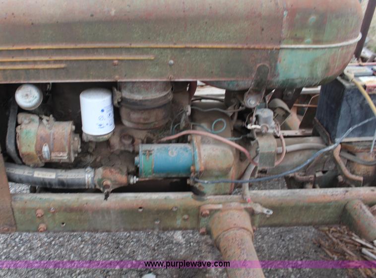 image for item K8937 Circa 1950 Cletrac HG68 tractor