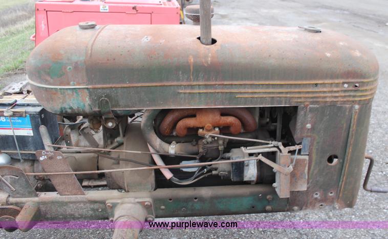 image for item K8937 Circa 1950 Cletrac HG68 tractor