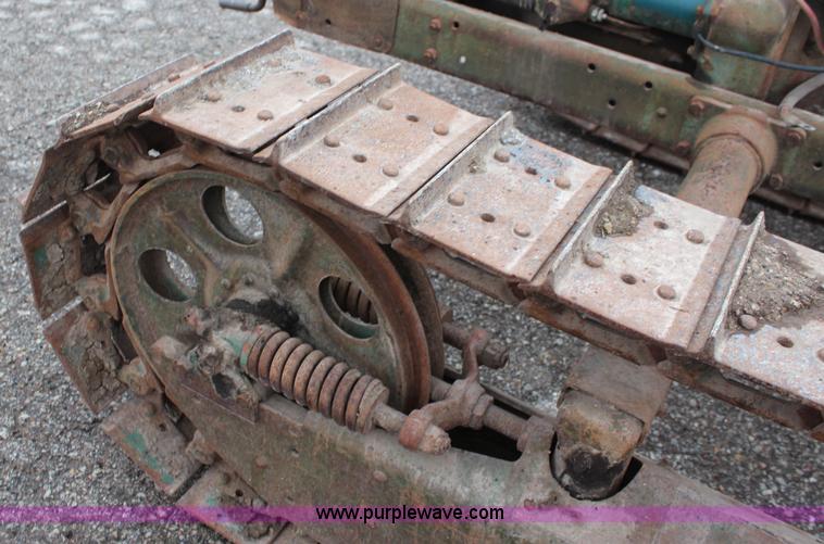image for item K8937 Circa 1950 Cletrac HG68 tractor