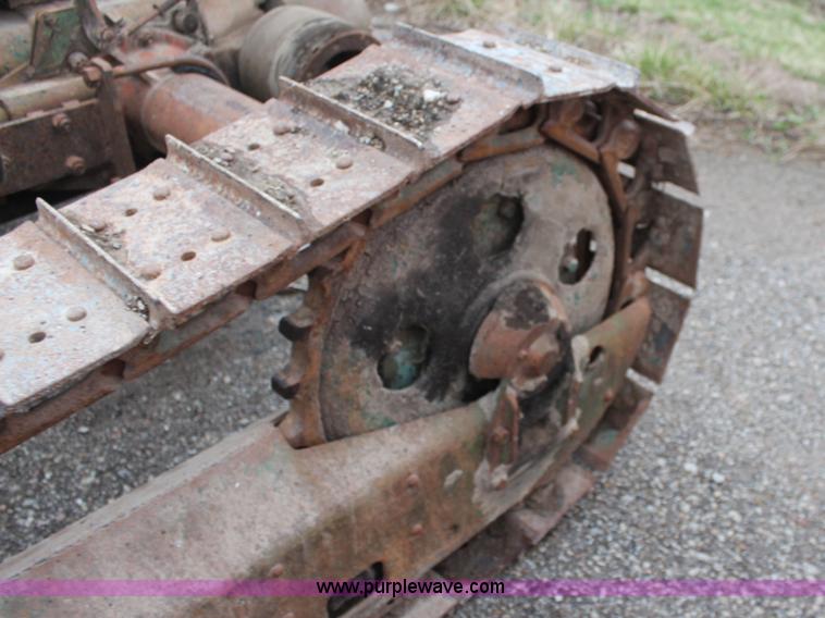 image for item K8937 Circa 1950 Cletrac HG68 tractor