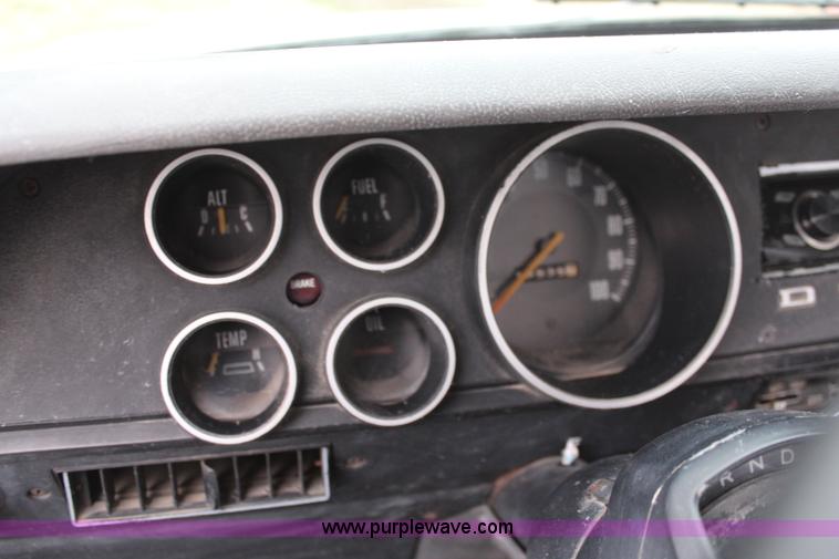 image for item K8969 1972 Dodge D100 Adventurer pickup truck