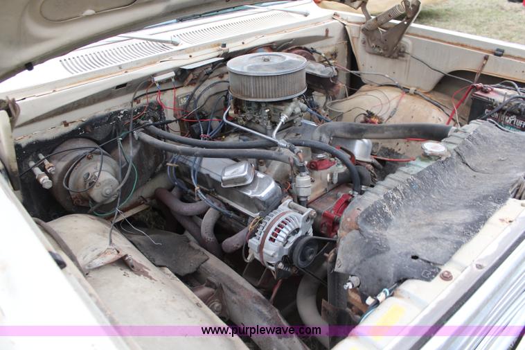 image for item K8969 1972 Dodge D100 Adventurer pickup truck