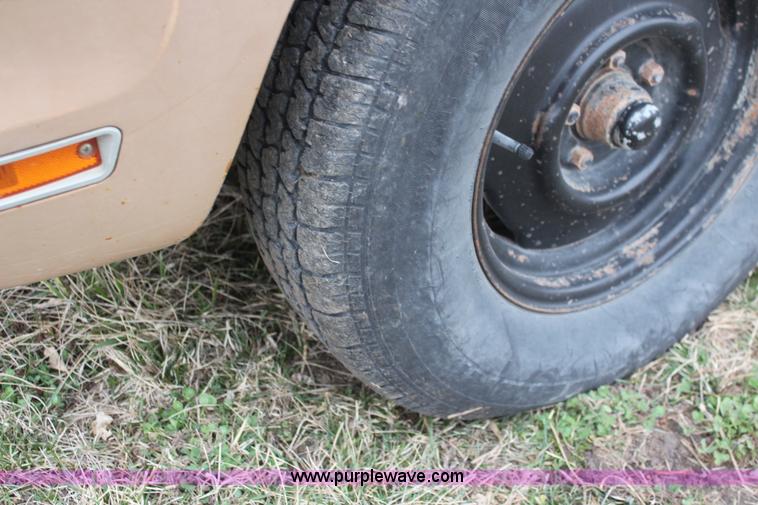 image for item K8969 1972 Dodge D100 Adventurer pickup truck