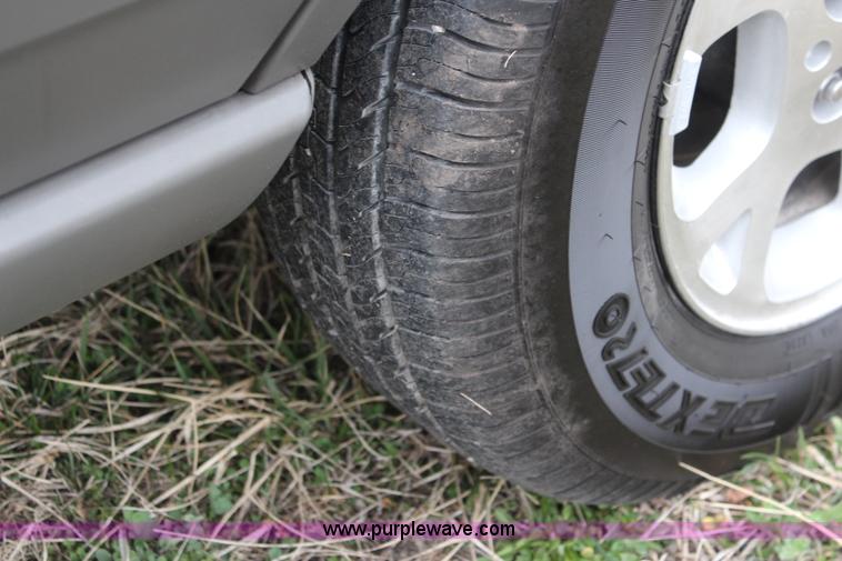 image for item K8974 2000 Jeep Grand Cherokee Laredo SUV