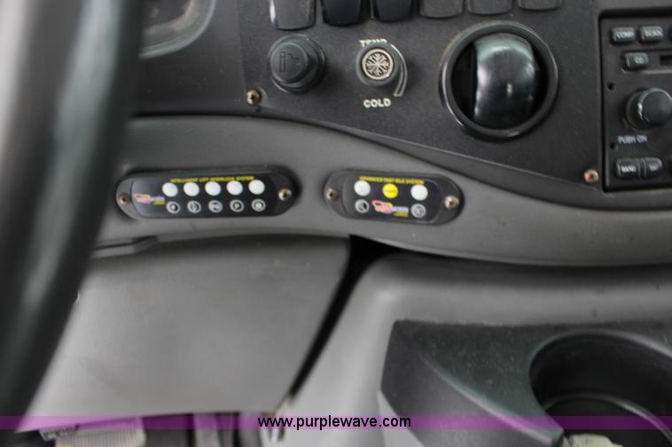 image for item L6711 2008 Ford E350 Super Duty Eldorado Aerotech transit vehicle