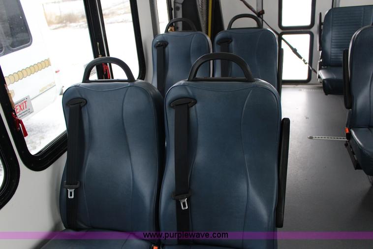 image for item L6711 2008 Ford E350 Super Duty Eldorado Aerotech transit vehicle