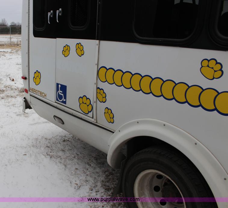 image for item L6711 2008 Ford E350 Super Duty Eldorado Aerotech transit vehicle