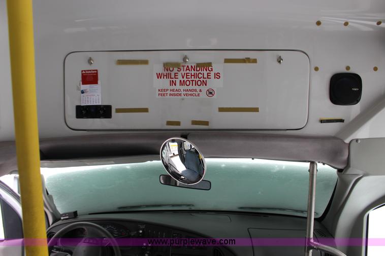 image for item L6712 2008 Ford E350 Super Duty Eldorado Aerotech transit vehicle