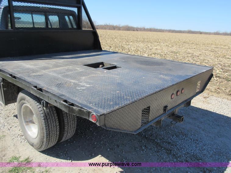 image for item Z9261 1991 Ford F350 Crew Cab flatbed pickup truck