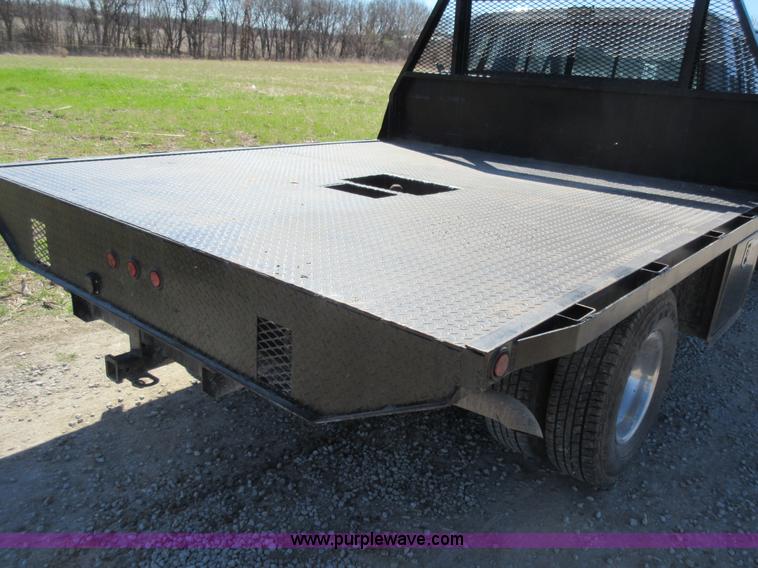 image for item Z9261 1991 Ford F350 Crew Cab flatbed pickup truck