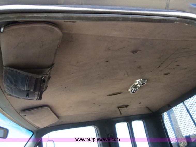 image for item Z9261 1991 Ford F350 Crew Cab flatbed pickup truck