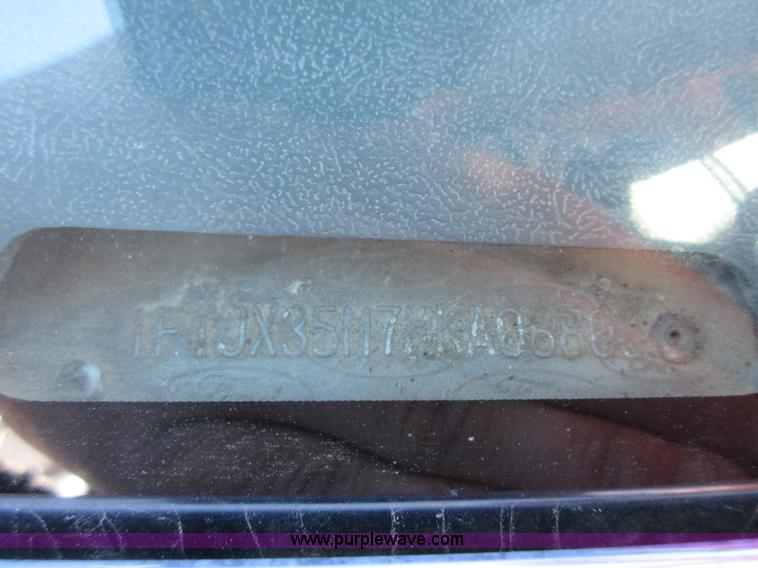 image for item Z9261 1991 Ford F350 Crew Cab flatbed pickup truck