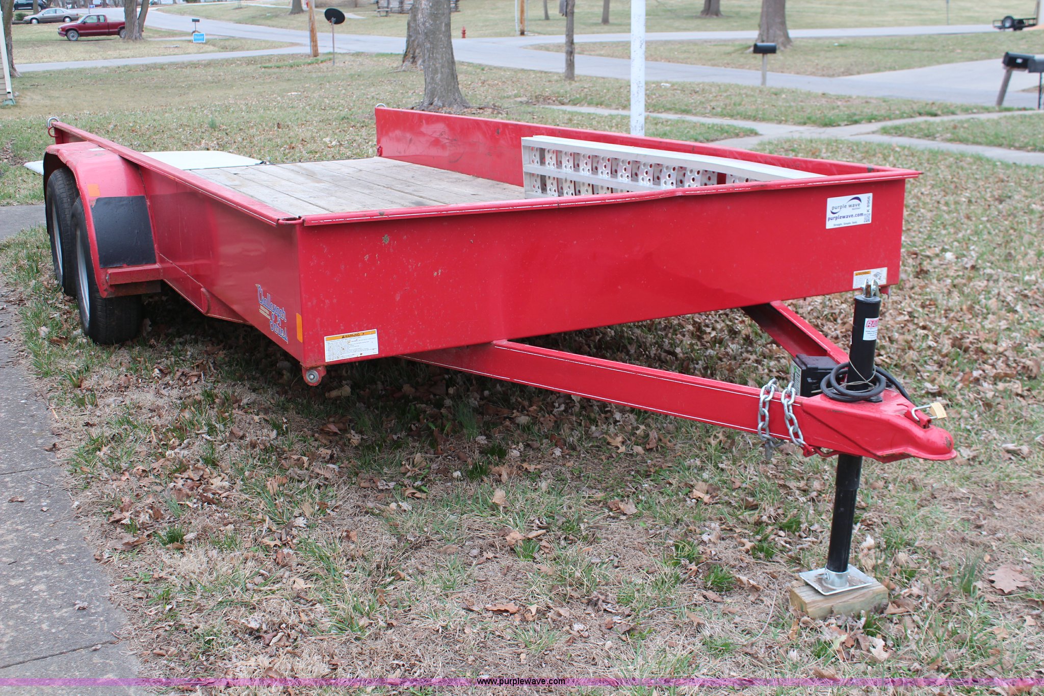 2012 Red Oak trailer in Baldwin City, KS Item K8966 sold Purple Wave