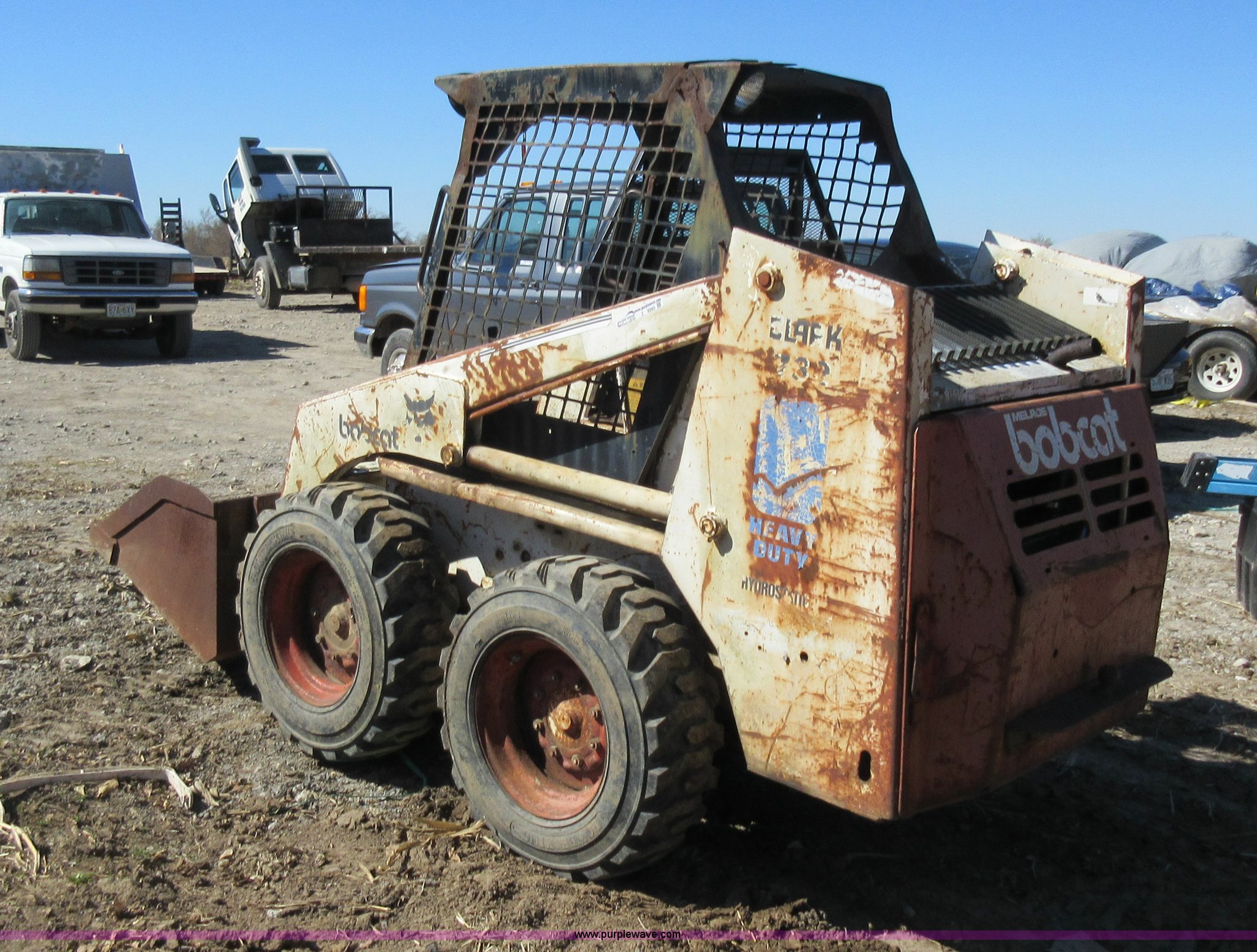 1979 Bobcat 732 skid steer in Sibley, MO Item Z9260 sold Purple Wave