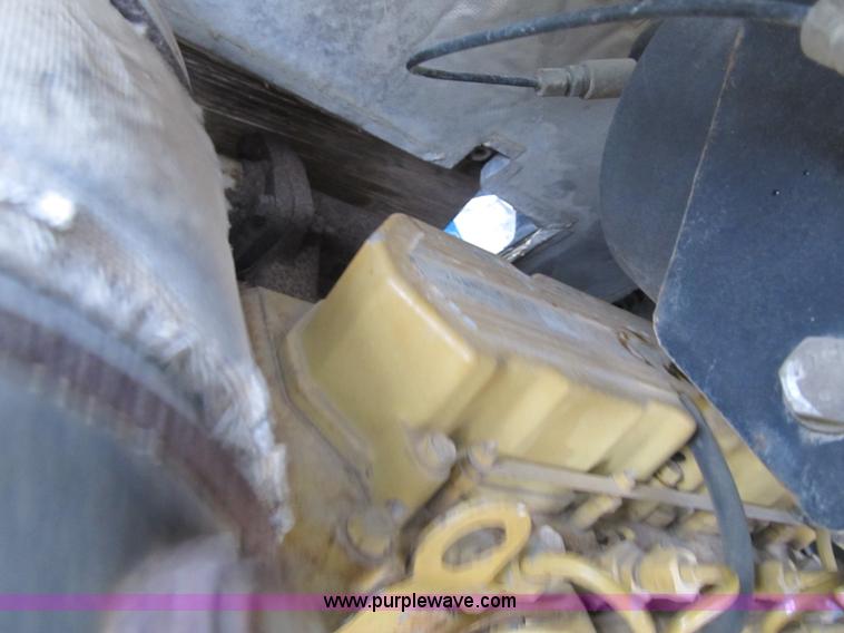 image for item F8985 2003 Caterpillar 304CR compact excavator