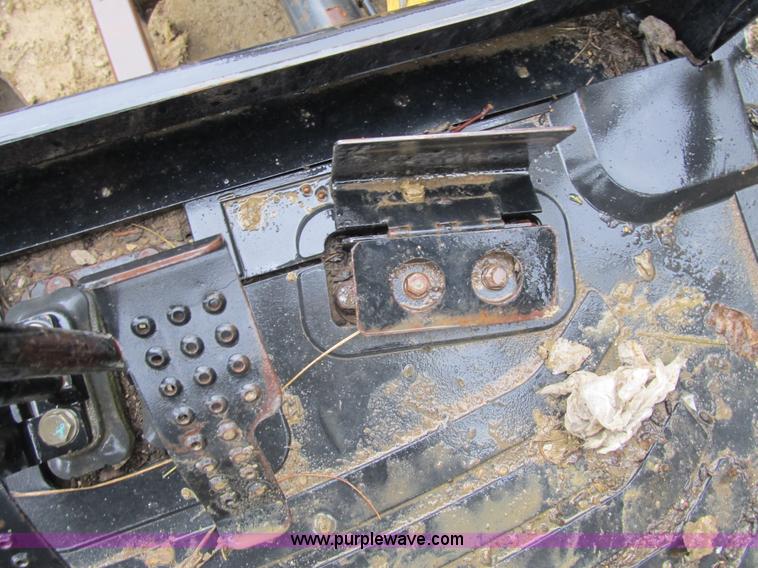 image for item F8985 2003 Caterpillar 304CR compact excavator