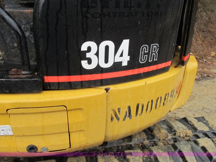 image for item F8985 2003 Caterpillar 304CR compact excavator