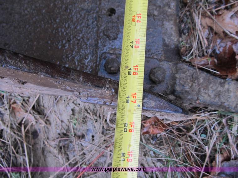 image for item F8985 2003 Caterpillar 304CR compact excavator