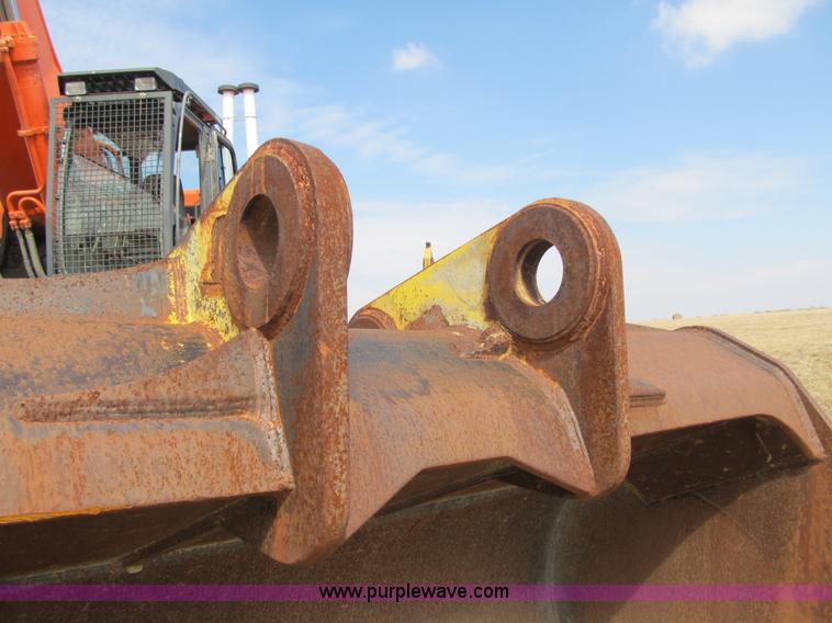image for item F8986 Dymax heavy duty excavator bucket