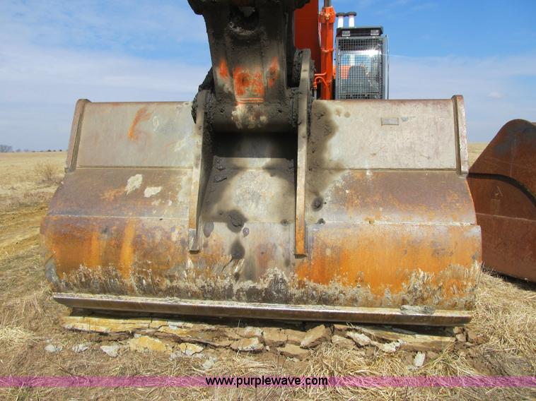 image for item F8987 TAG excavator bucket